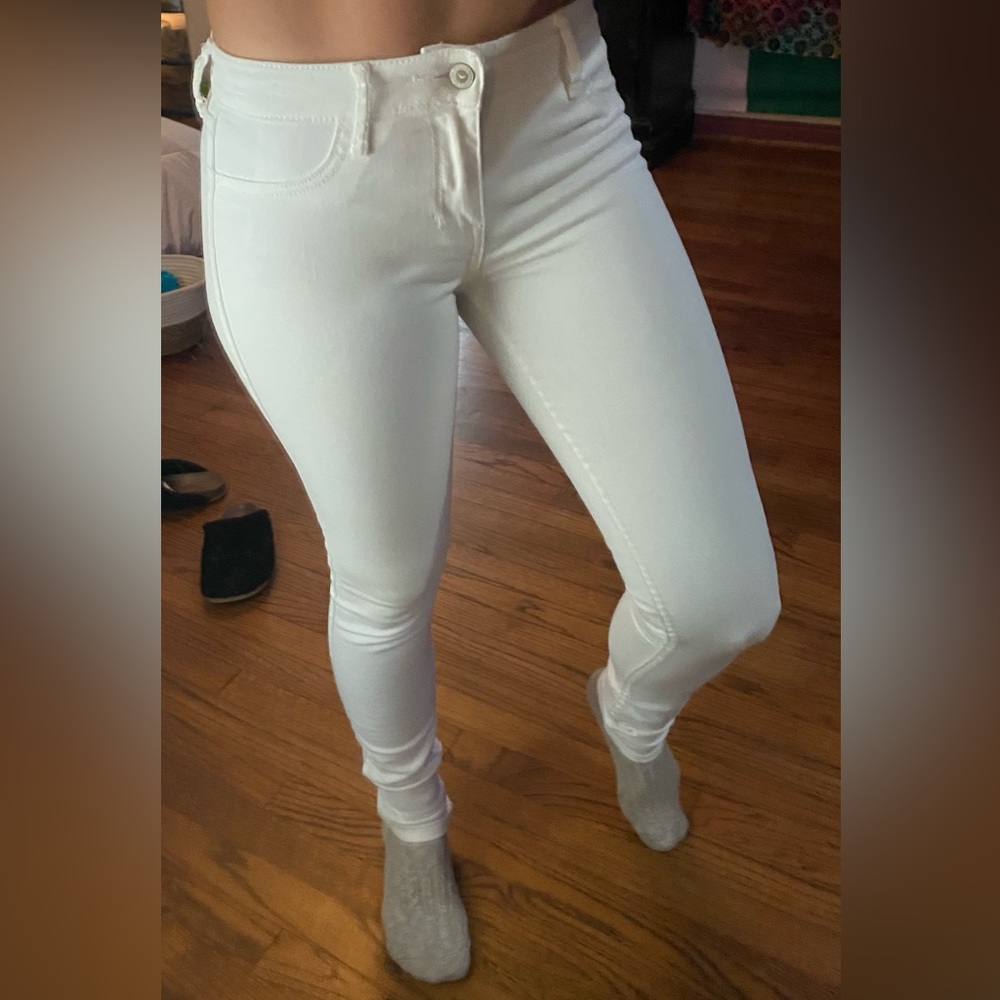 Hollister white skinny jeans